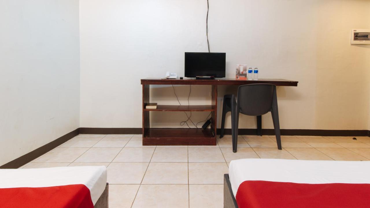 Reddoorz Plus @ Melsol Metro Vigan Dış mekan fotoğraf